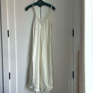 Etienne Womens White/Cream Lace Slip Dress - M
